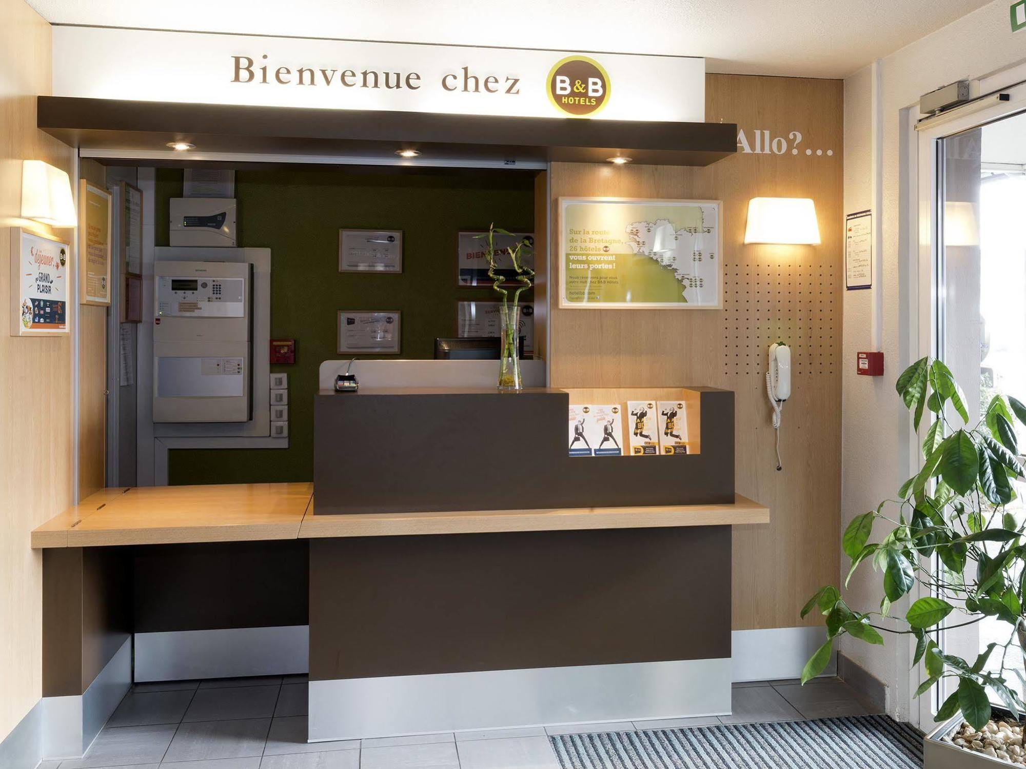 Centre Hotel 2*