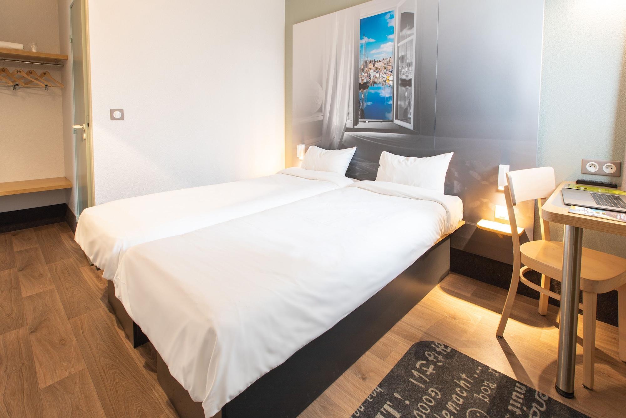 Centre Hotel 2*