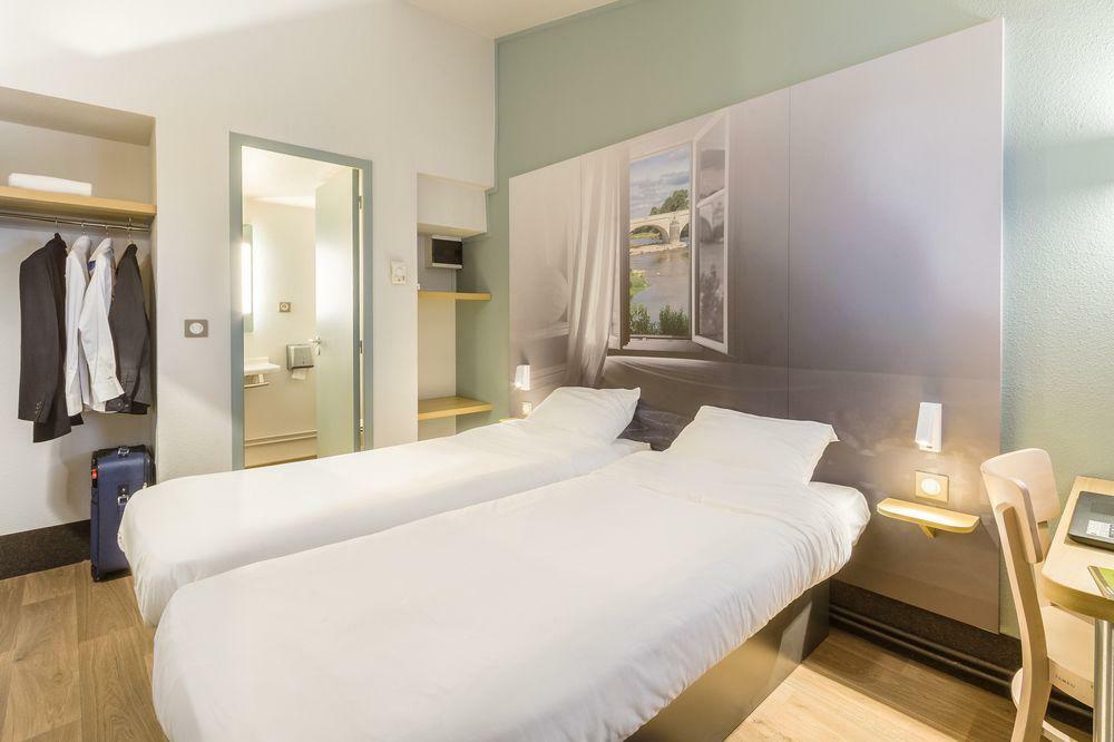 Centre Hotel 2*